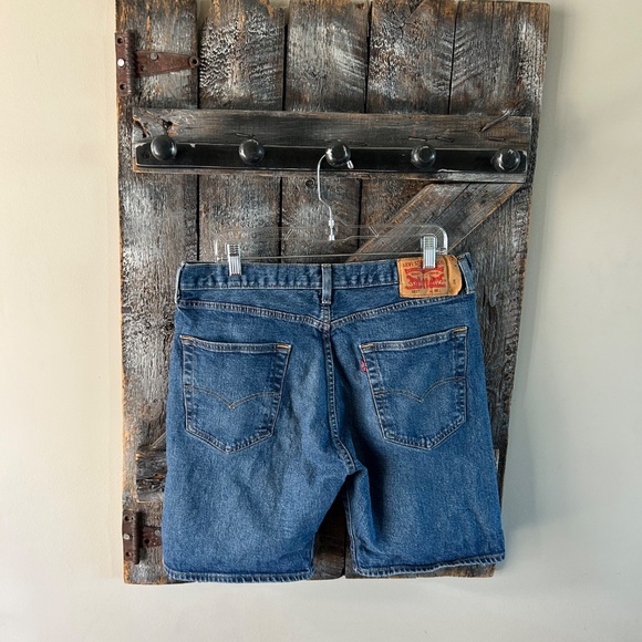 Men's 501 Button Fly Levi's Stone Wash Shorts or Jean Shorts - Picture 2 of 3